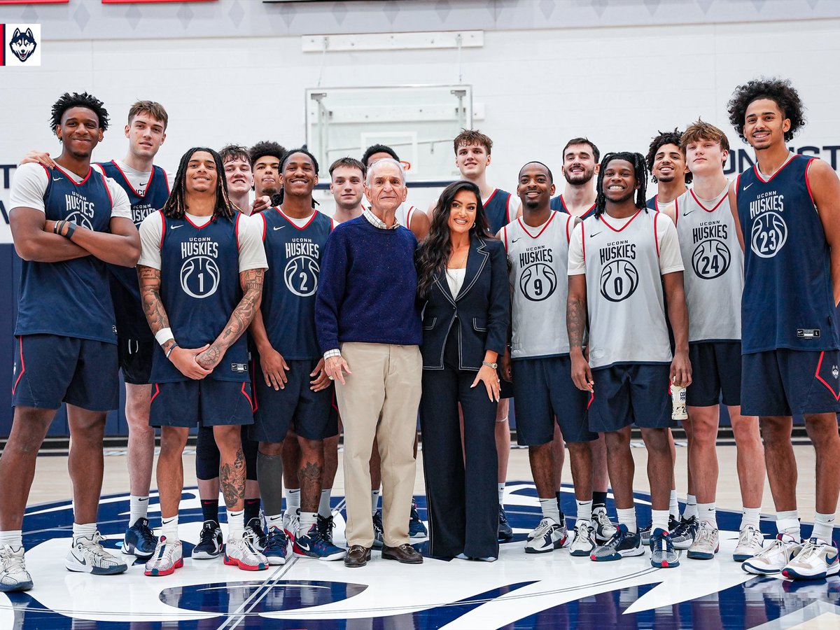 UConn Men's Basketball tweet media