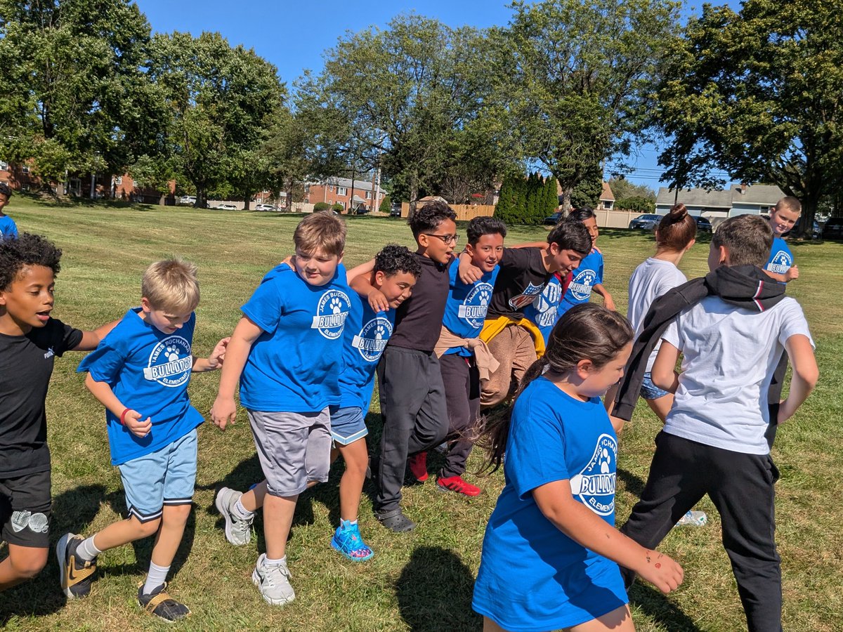 BethlehemAreaSD's tweet image. Lots of smiling faces and beautiful weather for the James Buchanan Elementary School Walk-a-Thon!
#BASDcommunity #BASDproud #JamesBuchanan @BuchananPta
