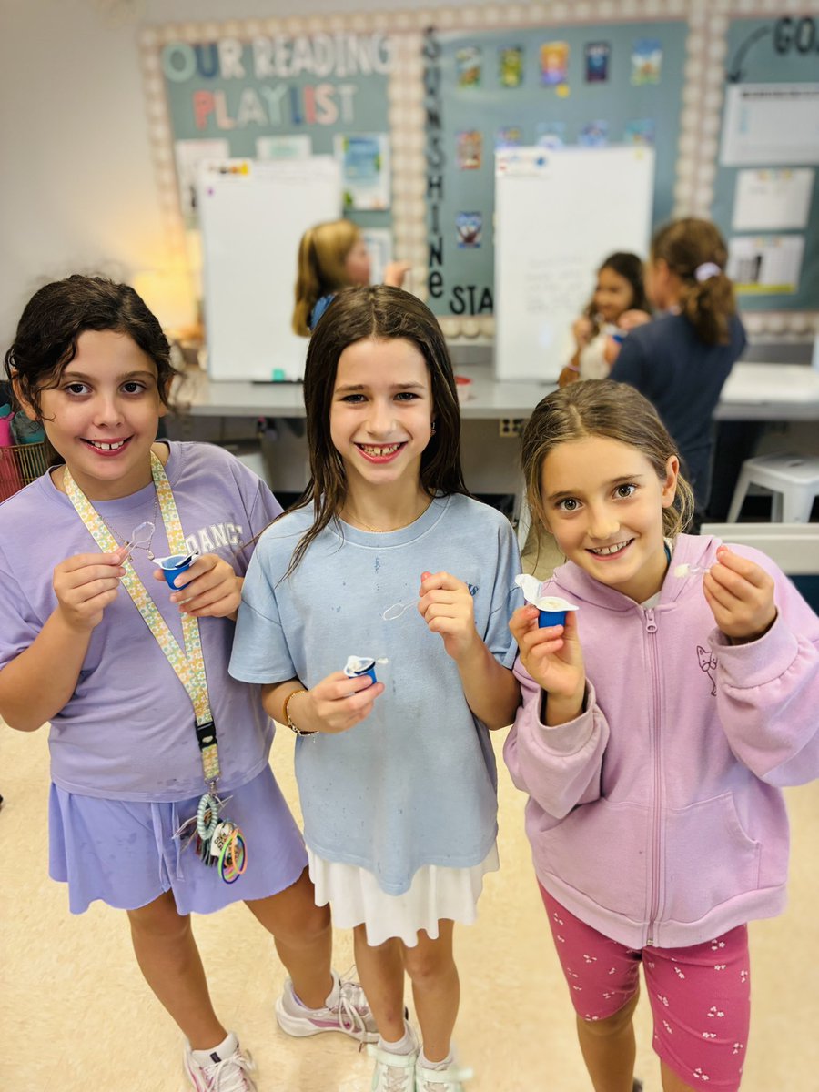 WhitTakesThird's tweet photo. Ice is solid, water's liquid, gas is steam!
They all change with heat or cooling, like a dream!
Melting, freezing, boiling too,
Evaporation's in the crew,
Condensation turns the vapor back to clean!

What’s the best way to see cooling in action!? Make ice cream, of course! 🍦 https://t.co/DvyHRiBYGC