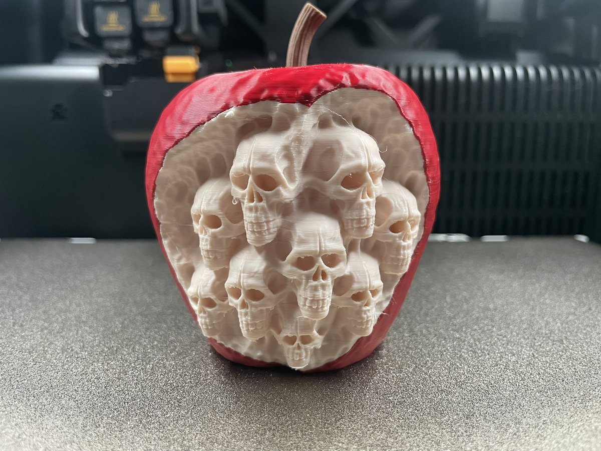 Super fun #3Dprint for #Halloween. The Forbidden Apple. 

Design by Sector Seven Studios.

Printed on  <a href="/BambulabGlobal/">Bambu Lab</a> 
H2D  0.2mm Nozzle, 0.8mm layer height.  Using BamBu Labs PLA