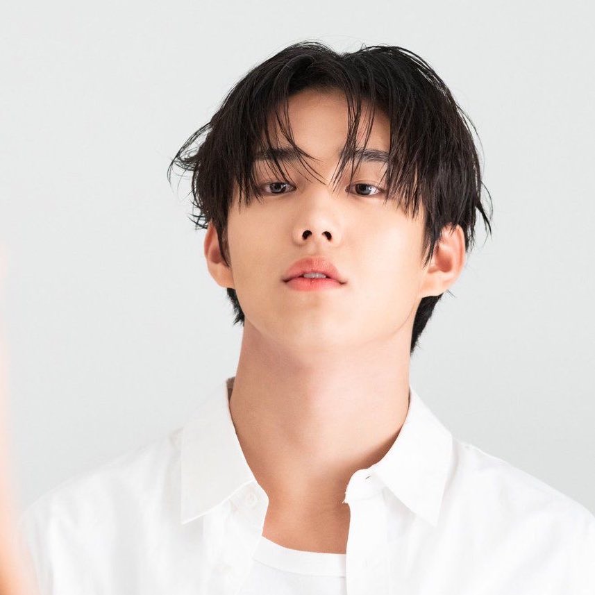 WHY IS MPREG NOT REAL 😭😭😭😭 they would Make such Beatiful BABIES 😭😭😭😭😭😭😭😭 !!!!!!.....