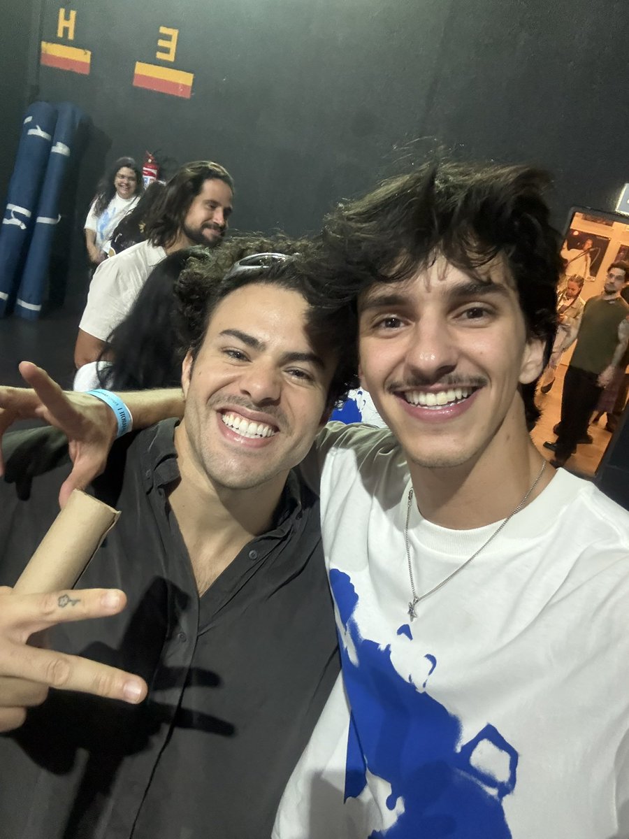 math_theodoro's tweet image. eu i ele ❤️