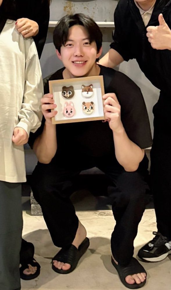 mrsjungchanwoo's tweet photo. Dowoon got denimalz made of clay from 10 years old baby My Day🥹 https://t.co/PUuUaUBqG8