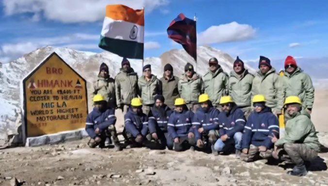 sohilanwar1977's tweet photo. Congratulations #BRO team
now the #highestmotorable pass in the world at an altitude of 19,400 feet. Built by Project Himank in the Eastern Ladakh sector, #MigLa has surpassed the previous record held by Umling La (19,024 ft), also constructed by BRO.
Coming soon
#Saveladakh https://t.co/9nrIoQOUHy