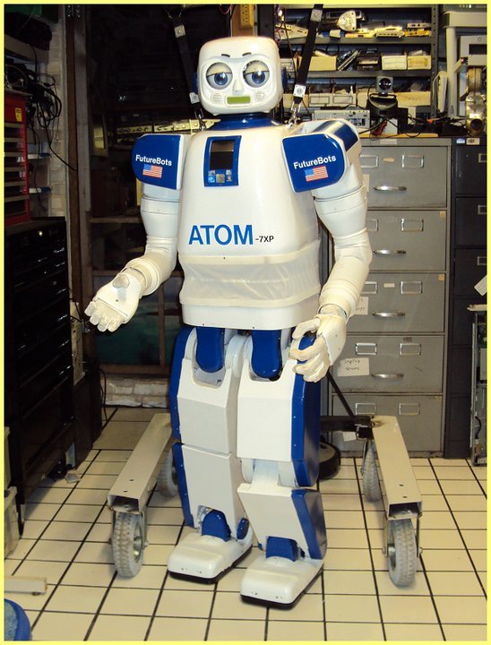 ATOM1Humanoid's tweet image. This is the ATOM 1.0 Humanoid, built at the FutureBots.com labs, day-viewed back in Jan 2010 a multi year project in a small lab with a limited budget, ATOM stands for  &quot; Advanced Technology Optimizing Motion&quot; the ATOM humanoid is the first full size humanoid in the USA