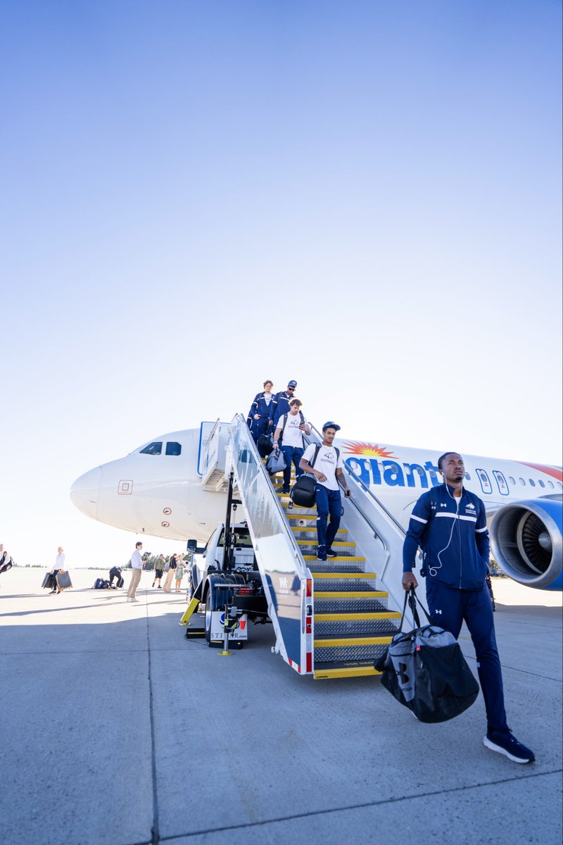 TheRightCats's tweet image. 📍 Flagstaff, AZ 🛬

#BobcatBuilt | #GoCatsGo