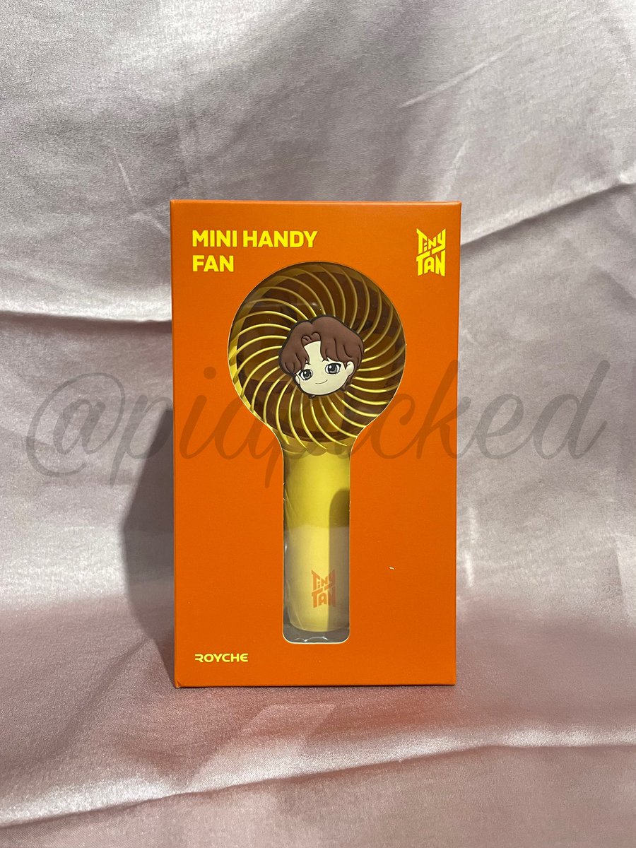 piapicked's tweet photo. WTS READY STOCK
BTS TinyTan Mini Handy Fan Butter - V

Rp220.000 https://t.co/xRHj0HmXii