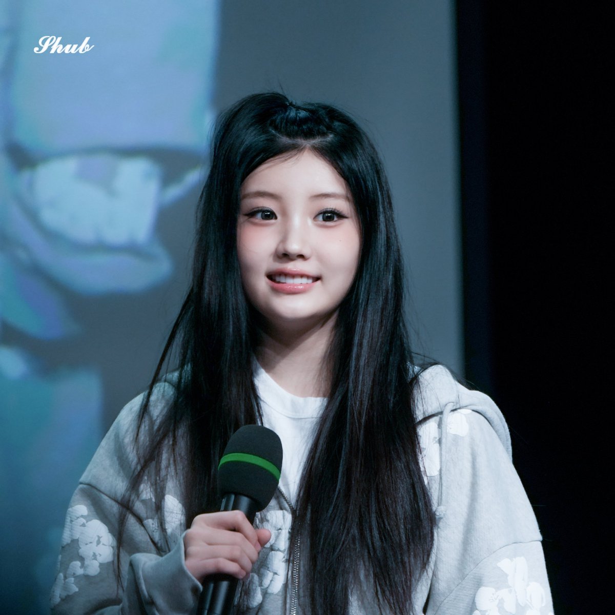 250727 음악중심 미니팬미팅 아일릿 원희
애기같다가도 이쁘고 정체가 뭐야....

#ILLIT #아일릿
#원희 #WONHEE