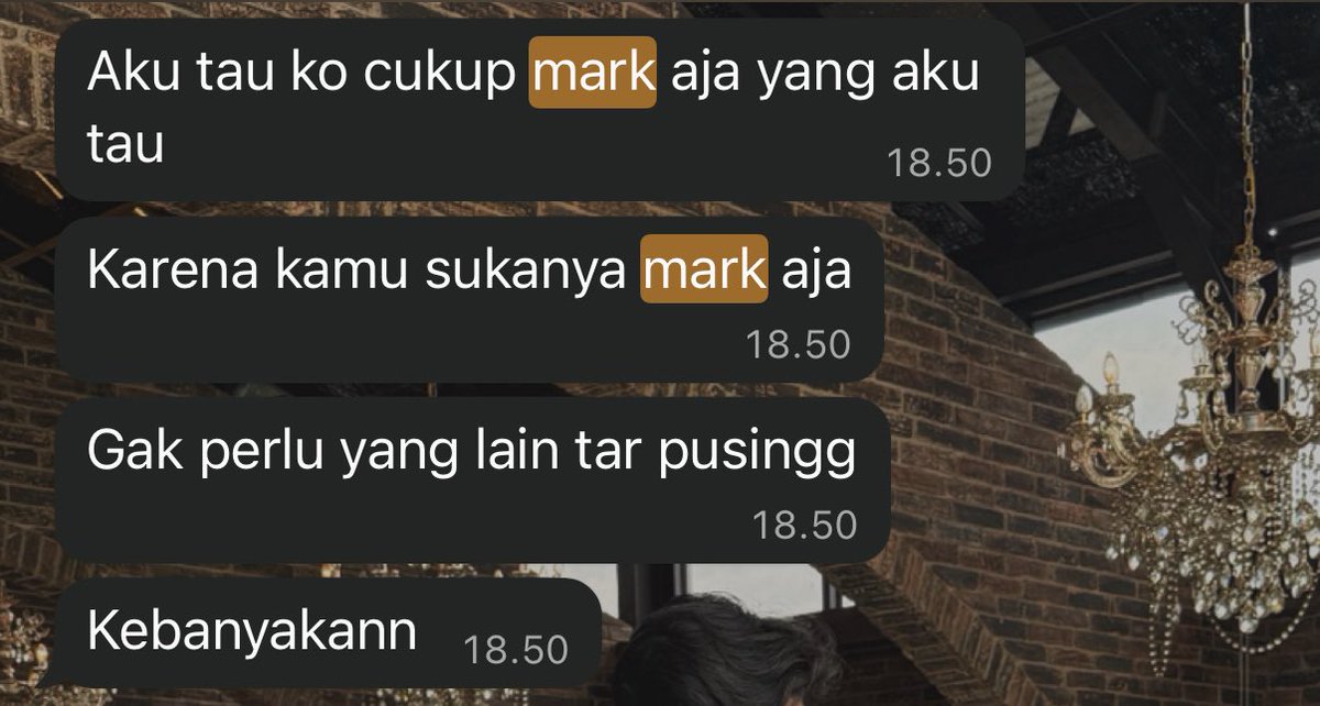 _hasnaafiyu's tweet photo. @jaemarkempire emang koleksi printilan mark ku ga sebanyak itu, tp suami ku skrg bisa smpe semuak itu karna kapanpun dimanapun selalu ngomongin mark terus🤣😭 https://t.co/xspDE4Vkxg