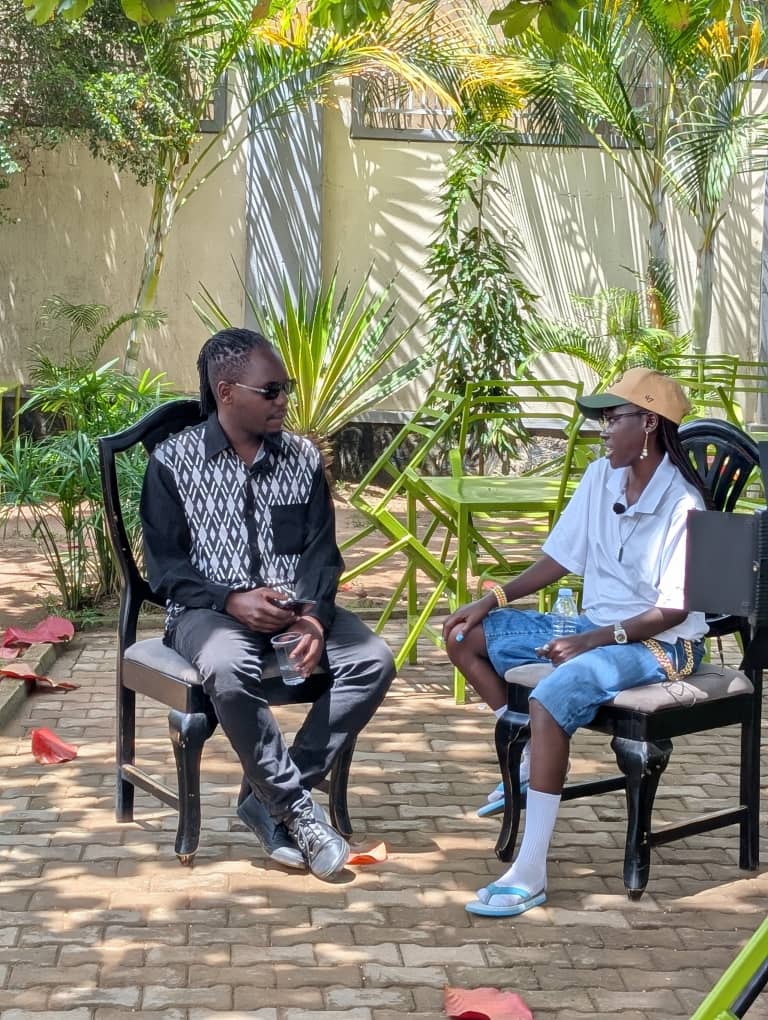 Do you think women are undervalued in Uganda's creative industry? In this Week's edition of 'Lets Talk' the podcast, we gist it down with Quinton, a dancer, fashionista and model. Watch and subscribe 👇 

youtu.be/MzQacRZ71j4