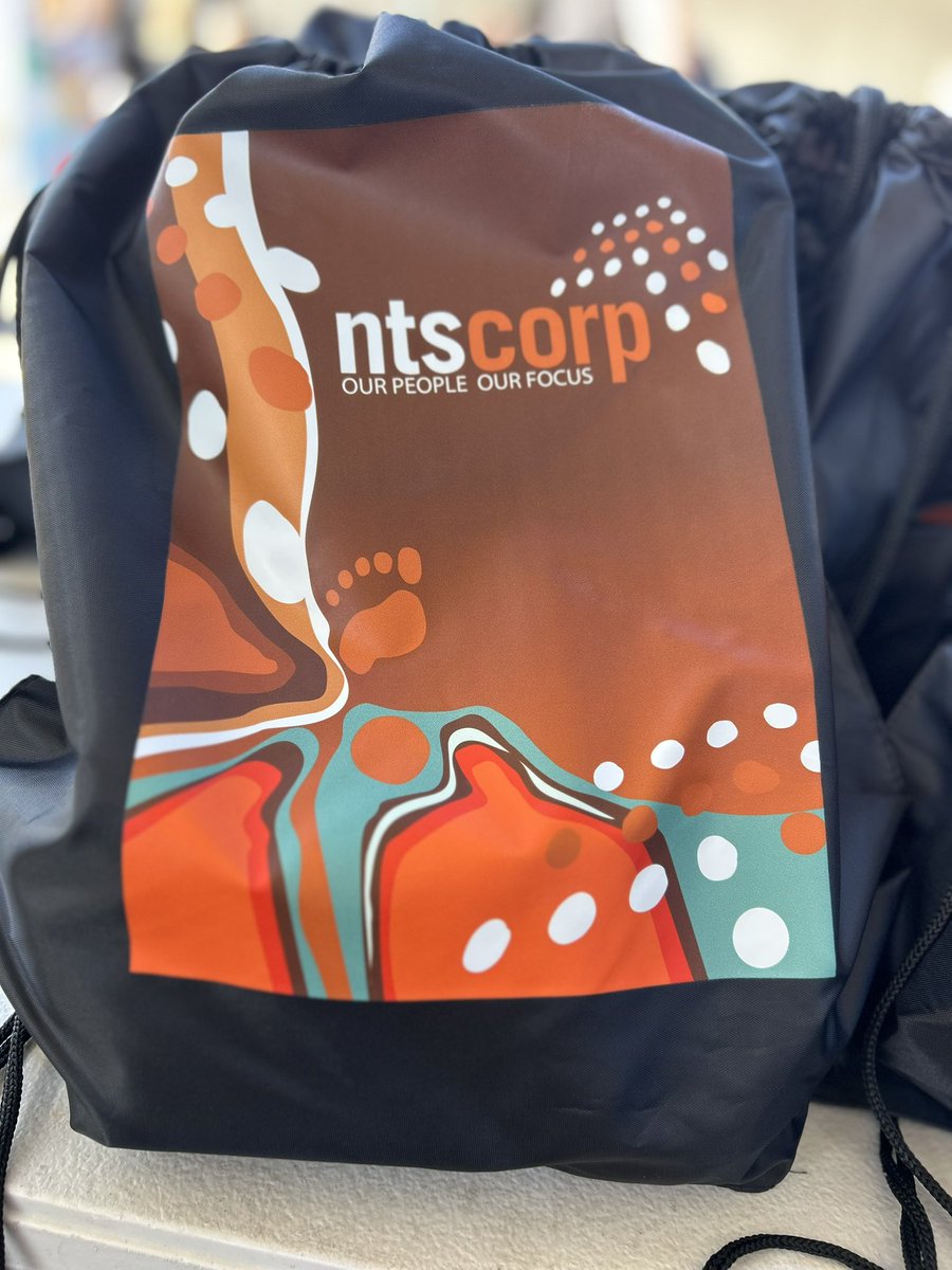 NTSCORP_NSW's tweet photo. Big crowds on hand for day 2 of the 2025 #kooriknockout. We are back tomorrow answering your questions about #NativeTitle and ancestors. https://t.co/RRamzcJp5G