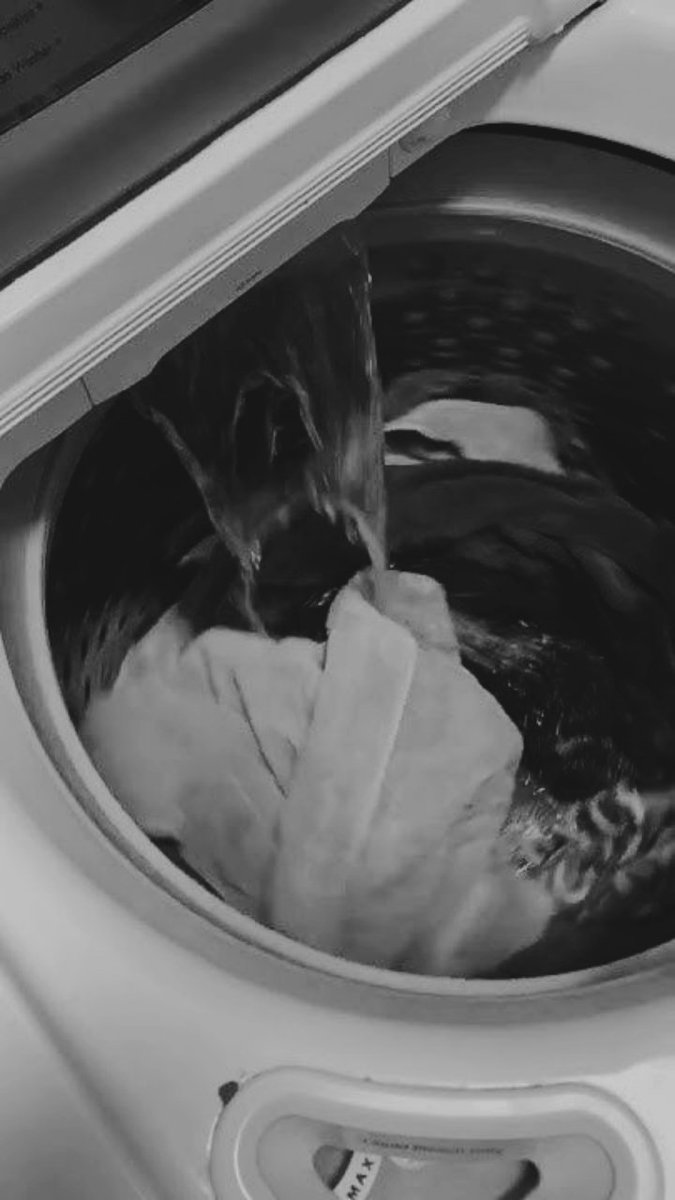 nutloaded's tweet image. Nasib hidup single, apa-apa harus mandiri.