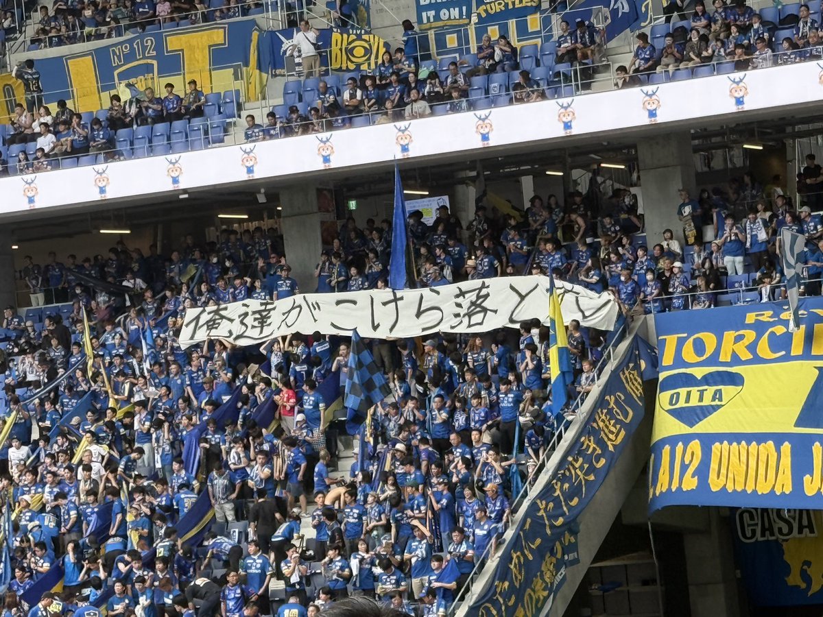 Etadch's tweet photo. #これを見た人は去年の10月の画像を貼る https://t.co/Og83ytITlX