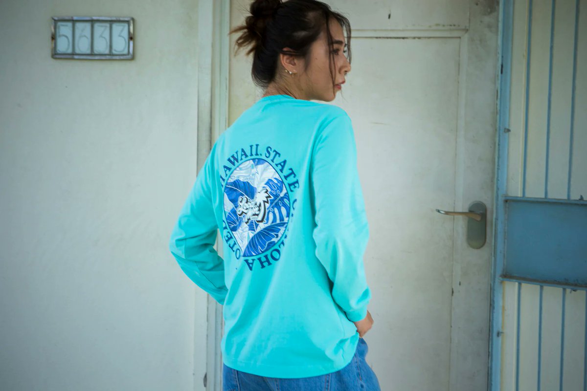 localmotion_jp's tweet photo. 【LOCALMOTION】
ハワイアンスピリットを象徴するサークルグラフィックを施したロンT🌺🌈

商品をチェック ▶︎https://t.co/6orMWz4A2Y
#ハワイ #サーフ #長袖 https://t.co/z4rKyfem9n
