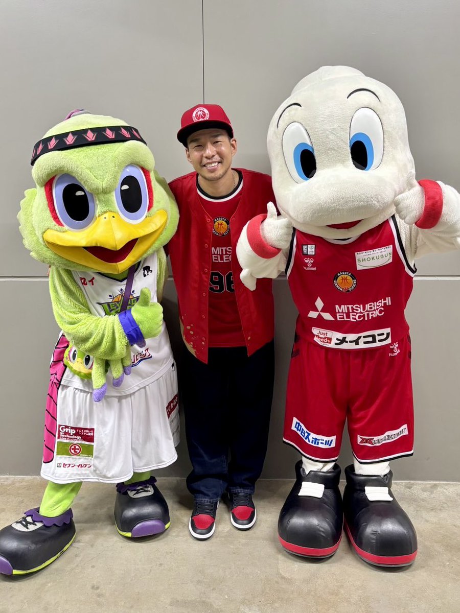 レバード くん💚💚 はるばるようこそIGアリーナへ！！ ＼ MCのKUROさん