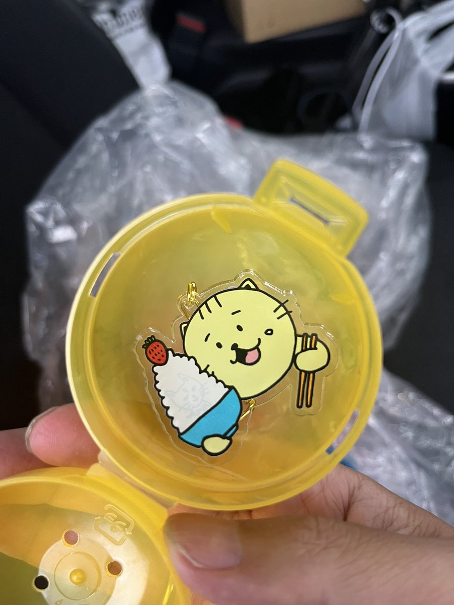 LightnearO's tweet photo. 今日は急遽たくさんのネコちゃんを玉に入れるお仕事が入りました。岡山の皆さん、よろしくお願いします。😘
ラッコさん、20周年おめでとうございます😉
#RACCOS BURGER 20th Anniversary
「I SCREAM FESTA 2025」 https://t.co/27a5bh24ph