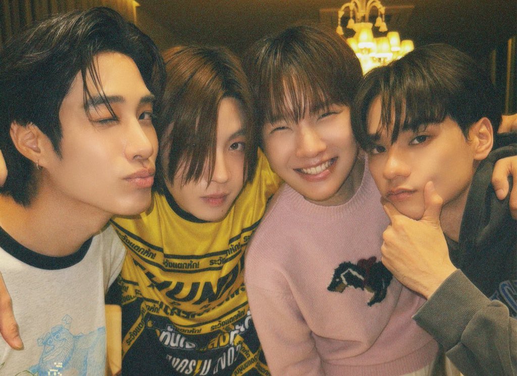 oopsimawake's tweet image. ติดโอ๋ forever 🧚☔️
#Tle_mtm | @TLE_mtm 
#Firstone | @firstone_wnk 
#nampingster | @nampingnapat 
#KengHarit | @harit_keng