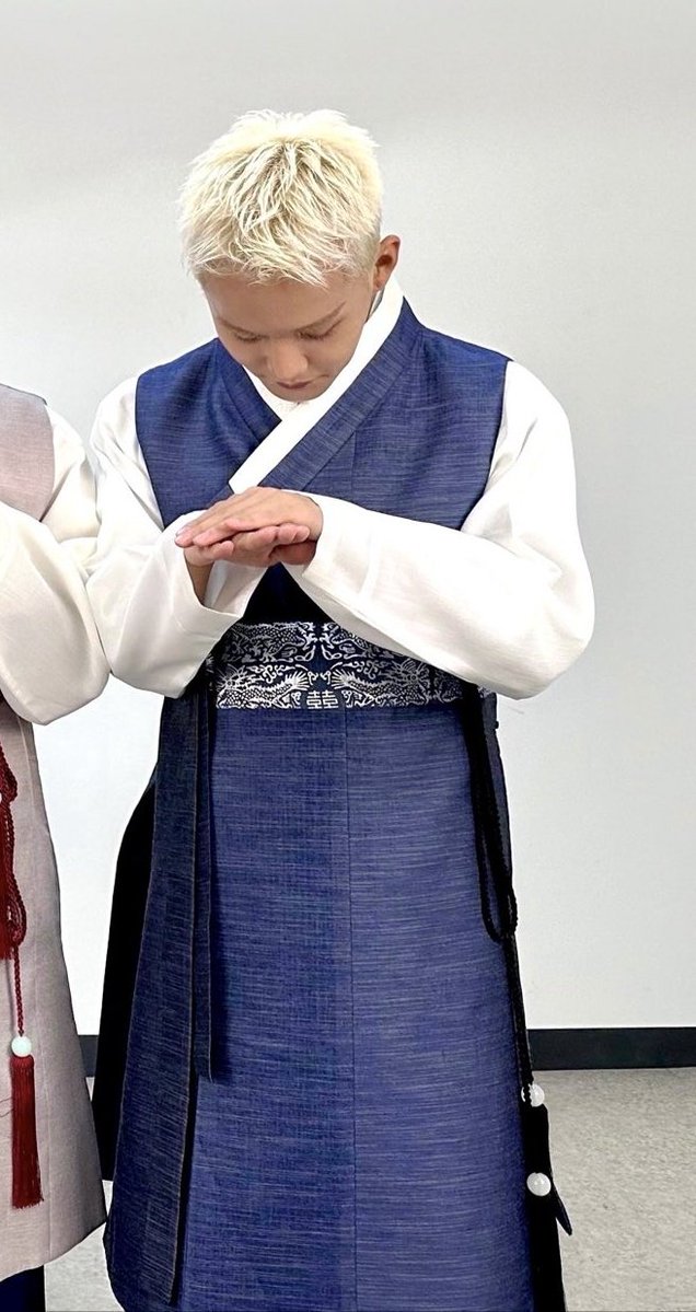 fixmajayo's tweet image. 진짜너무귀엽게생겼네 #승훈