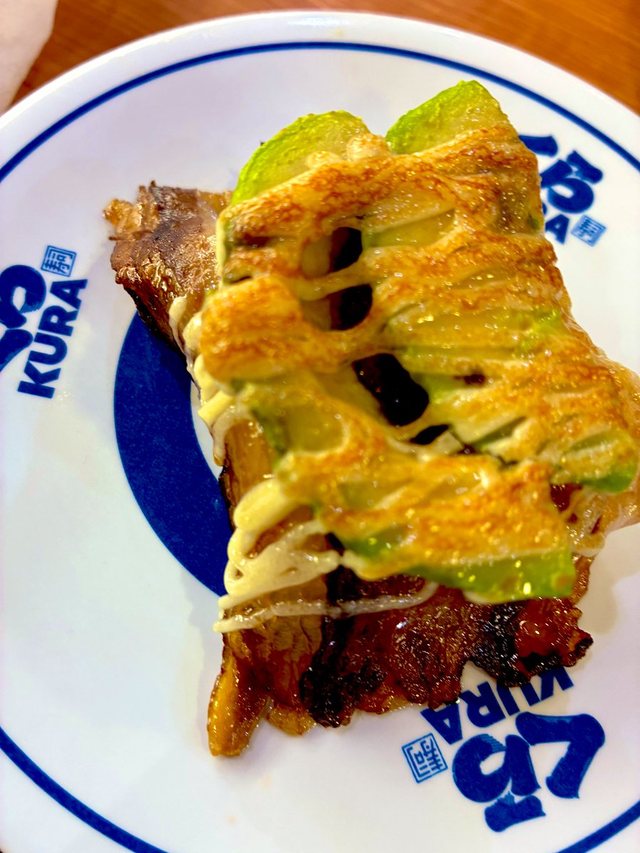 dyukio2's tweet image. くら寿司ランチ🍣
気になる変わり種もつい挑戦してしまうのが楽しみのひとつ😋
デザートでしっかり締めてごちそうさまでした！

#くら寿司 #寿司ランチ #回転寿司 #食べ歩き #寿司好きな人と繋がりたい #yukki80飯