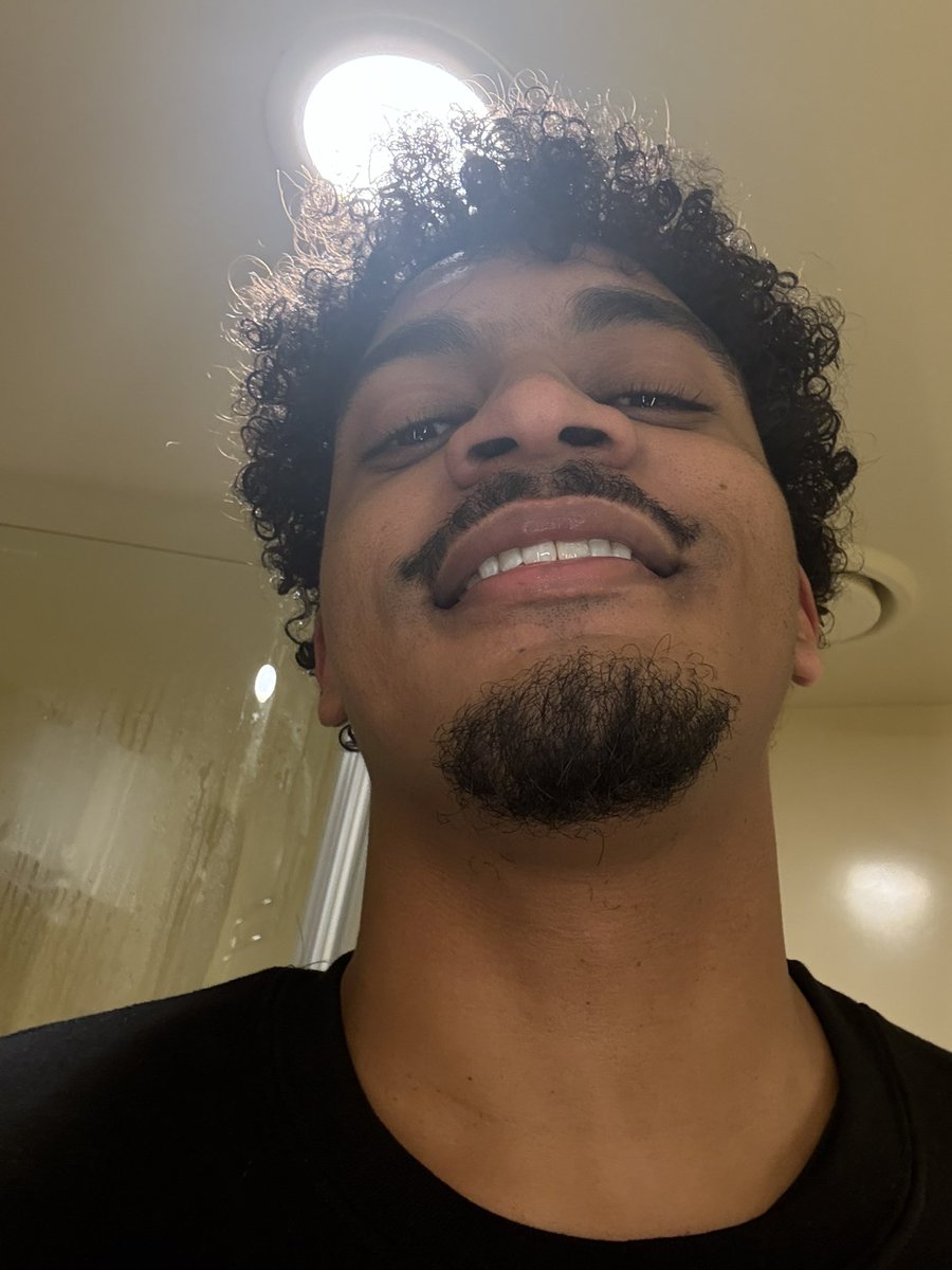 SourPapi tweet media