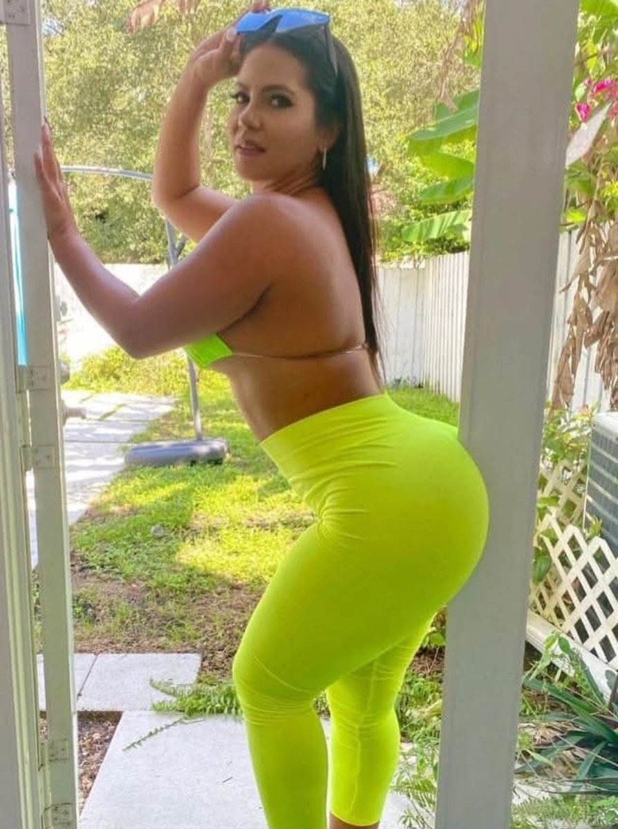 rose monroe tweet media