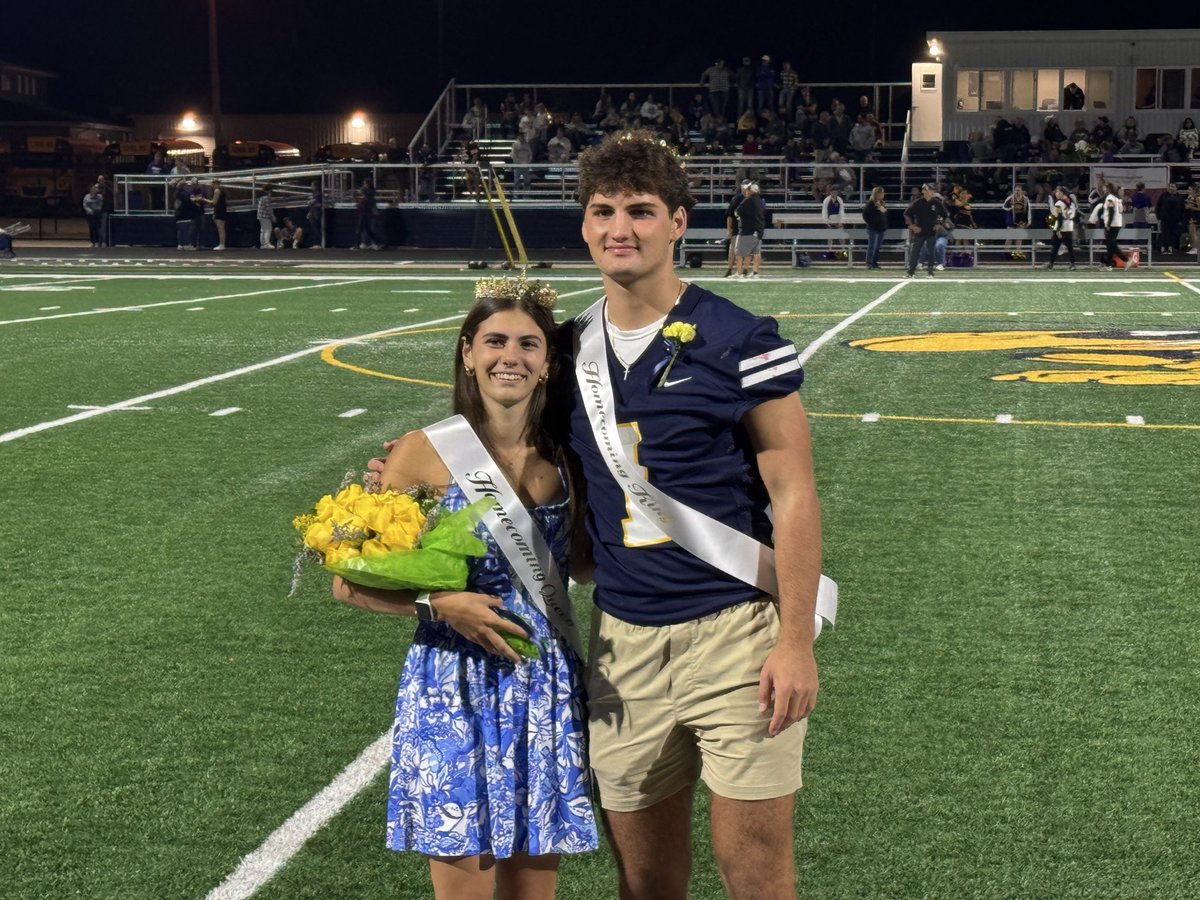 hornetstatcrew's tweet photo. Congratulations to Jake LaVerde &amp; Kaitlyn D’Amato, Kirtland High School’s 2025 Homecoming King &amp; Queen! 👑 https://t.co/1SXMRXIX9P