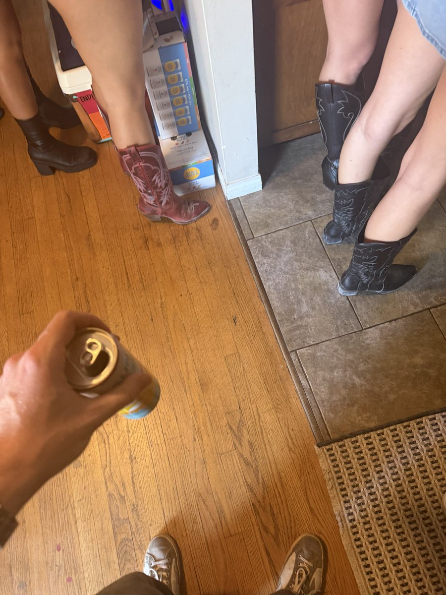 NotBobRobbins's tweet photo. Hope everyone is doing well. I’m reporting live from SDSU, and it’s making me miss Tucson more than ever.

Don’t get a job, postgrad sucks. https://t.co/Q412i12qLD