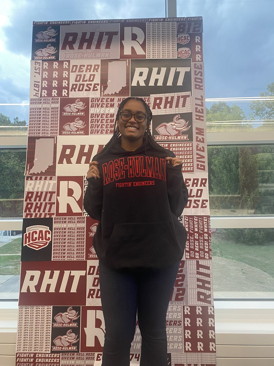 zoegathright's tweet photo. after an amazing campus visit, i am excited to announce that i have received a roster spot offer from @rhit_wbball! so very thankful! 🐘🌹 @alyxwhite_ @riseupsports1 @WoodsRecruiting @PGHAkeem @Shoot360LOU @RecruitsnewsW @KentuckyPremier https://t.co/16r65m79gh