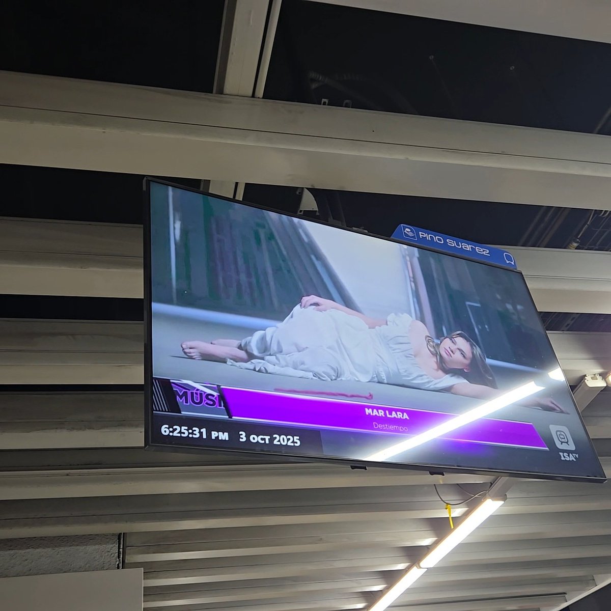 Hadris's tweet image. Volví a ver a @MarLara_Oficial en @ISATVMEX_ en el @MetroCDMX