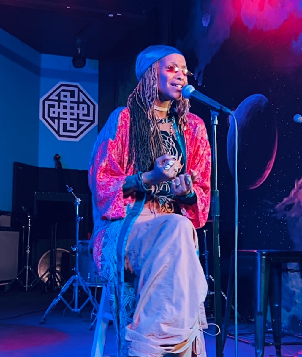 247LC's tweet image. Ki Divine took us through a journey of the soul with spoken word on The World Stage🔥
#poetry #spokenword #spokenwordartist #poetrycommunity #poet #poetrycommunity #leimertpark #leimertparkmusicseries #losangeles