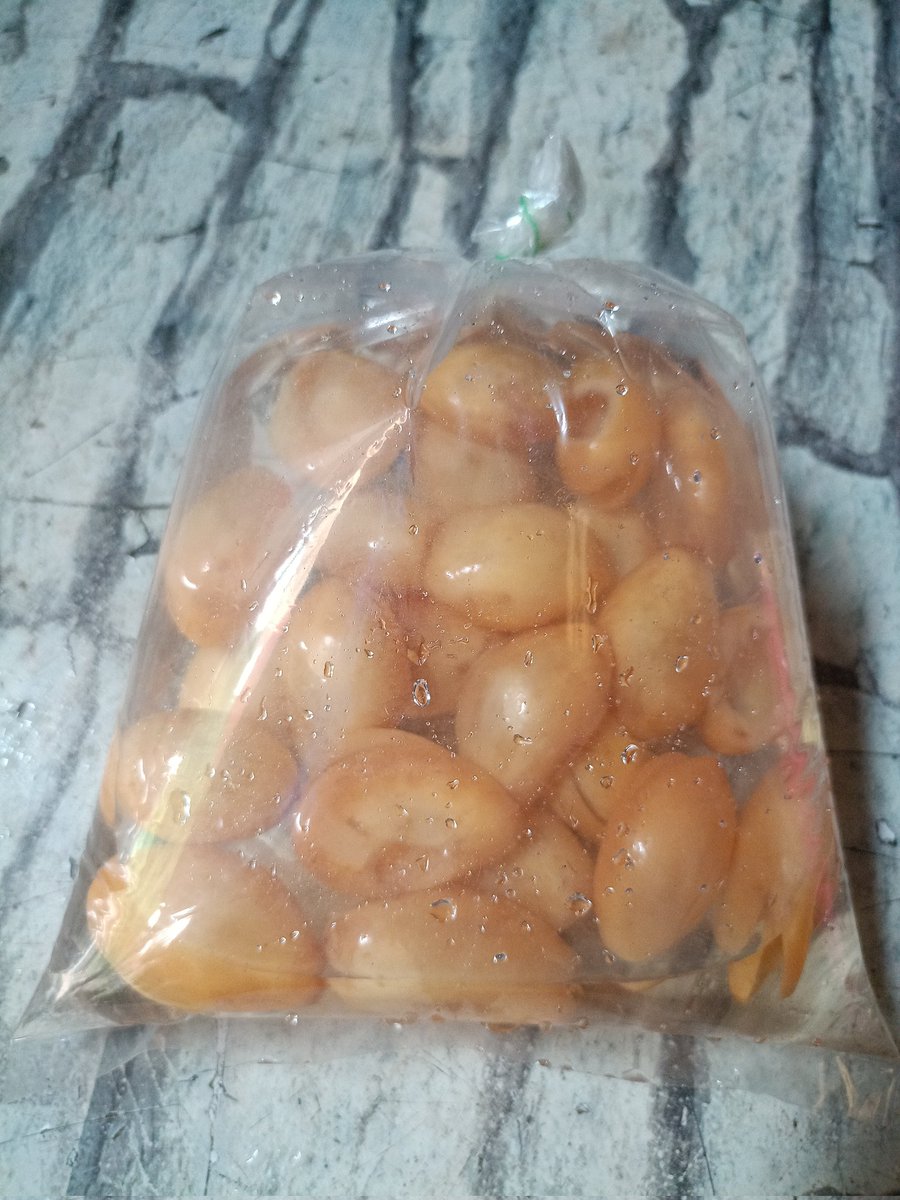 วันนี้มีสละลอยแก้วตำหนิถุงละ 50 บาทมีอยู่ 10 ถุงท่านใดสนใจสั่งได้เลยนะคะขอบ้านละ 2ถุงค่ะสั่ง2ถุงส่งฟรีจ้า
ส่งท่าใหม่
ค่ายเนินวงษ์
เนินสูง
ตัวเมืองจันทบุรี
ละแวกใกล้เคียงทักมาสอบถามได้นะคะ