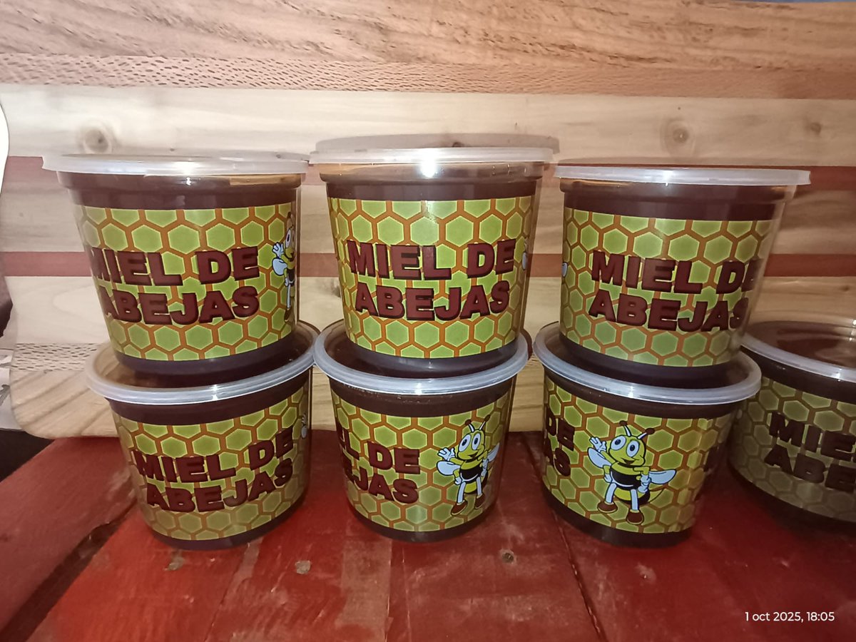 Mix_de_ventas's tweet photo. Los buenos productos aquí, pregunten no más #ventas #Santiago #miel #carnes #jugos #verduras #frutas #verano2025 https://t.co/3xBCrQ4Zsb