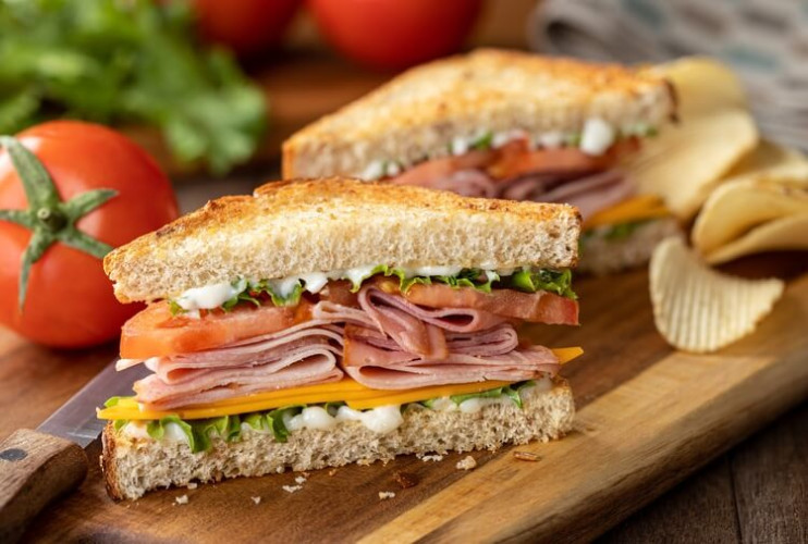 demantelan's tweet photo. tersandwich umi gumi https://t.co/bwTYFNS3e3