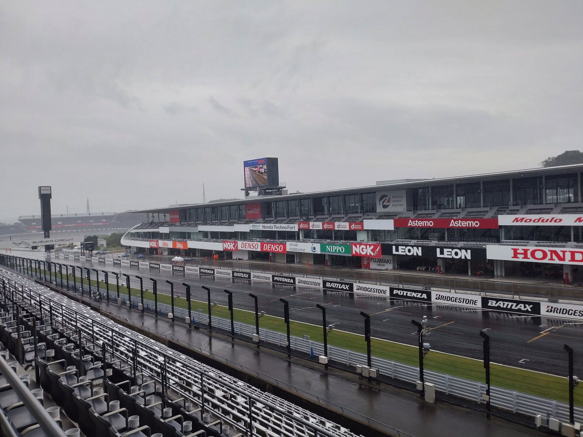 SRmiyama2's tweet photo. 鈴鹿サーキットにきたのだ！雨！
#鈴鹿サーキット
#GR86BRZcup
#VITA 
#granz 
#スーパーFJ
#FormulaEnjoy
#PSCJ https://t.co/87LMcwmvHS