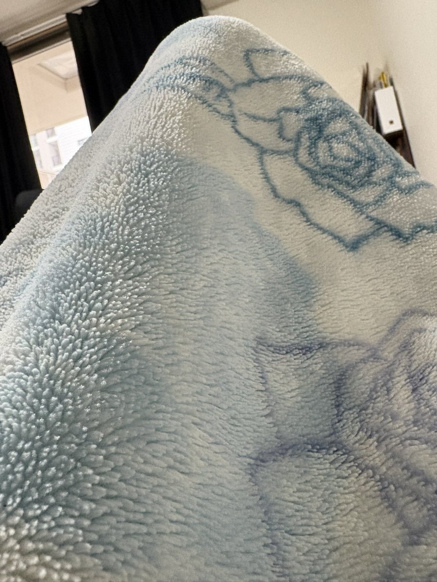 せっかくの土日だから
5時に起きて作業しようと思ったのに
目が覚めたら10時だったw

今月は月収◯◯◯万目指すから
基準値あげていかないとな〜