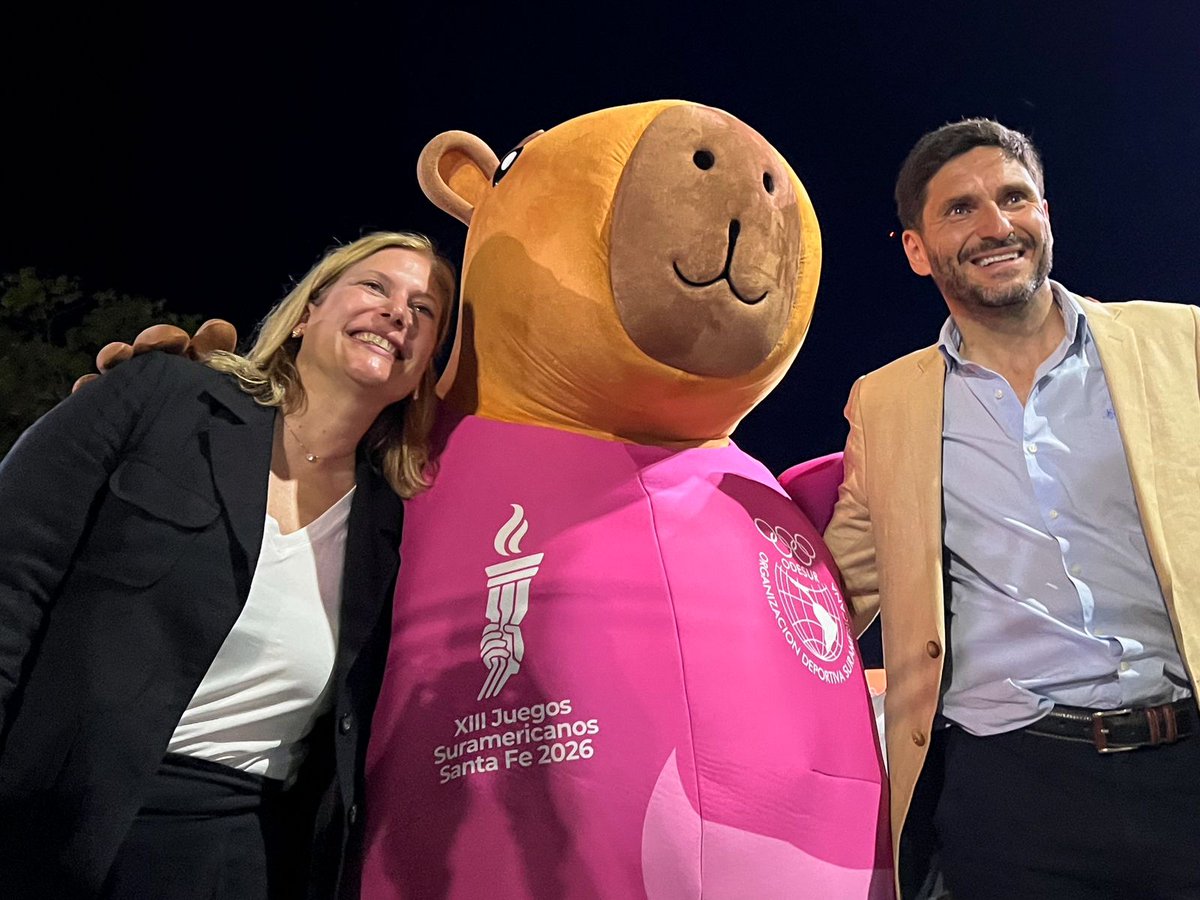 Fabian_Bastia's tweet image. 🏅 Cuenta regresiva para los Juegos Suramericanos 2026.
Hoy dimos un paso histórico para la Provincia y para nuestro país: presentamos a la mascota #Capi y lanzamos los Juegos Suramericanos 2026.
La Provincia de Santa Fe será sede de una competencia que no solo celebra el…
