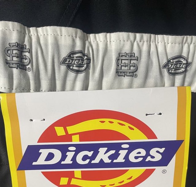 911DBZDB's tweet photo. 激熱セットアップGET✨
#SEESEE
#Dickies https://t.co/5UsjldeCYn