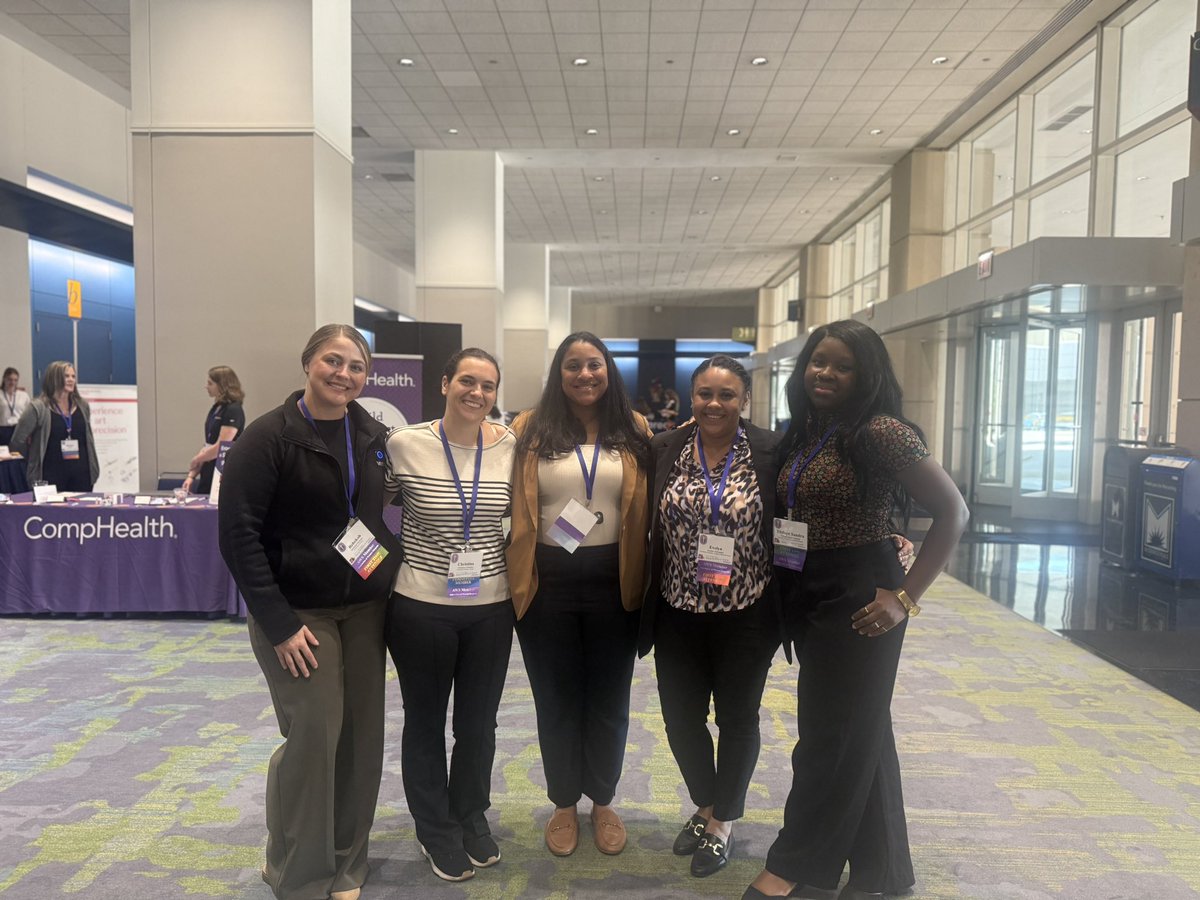 DesertTraumaMom's tweet image. Getting to spend the day with my awesome residents and fellow! #AWS2025 @WomenSurgeons @evalexan251 @KaylaIannarelli @rebekahhuckeby