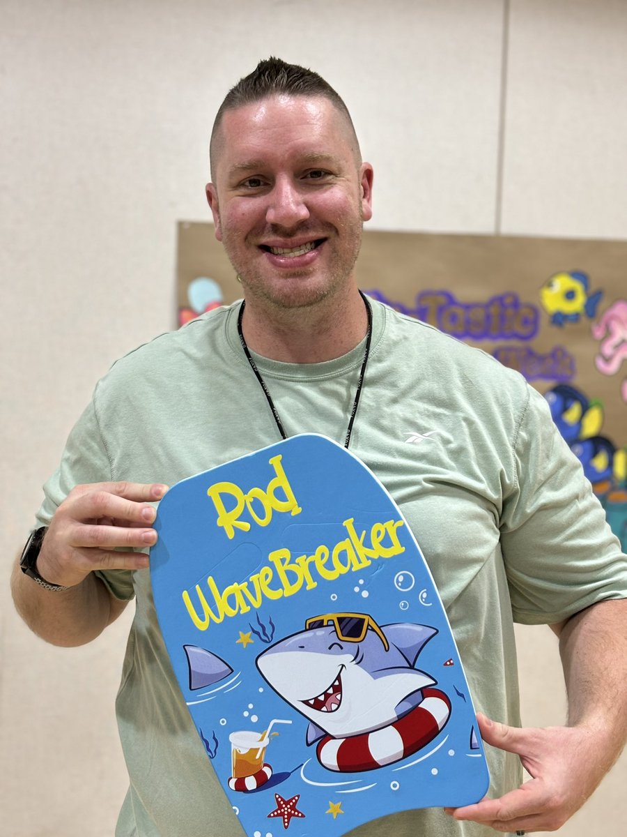 RodriguezESISD's tweet photo. 🌊 Wave Breaker of the Week 🌊
Congratulations Coach William Loeffler!
Coach L has gone above and beyond in PE by incorporating math and cross-curricular activities into his lessons, making learning active and engaging for all students!
#WaveBreaker #TeamRodriguez https://t.co/foMowwlKIe