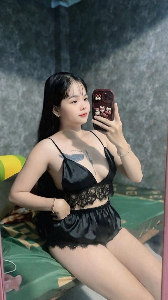 Bé Hương tweet media