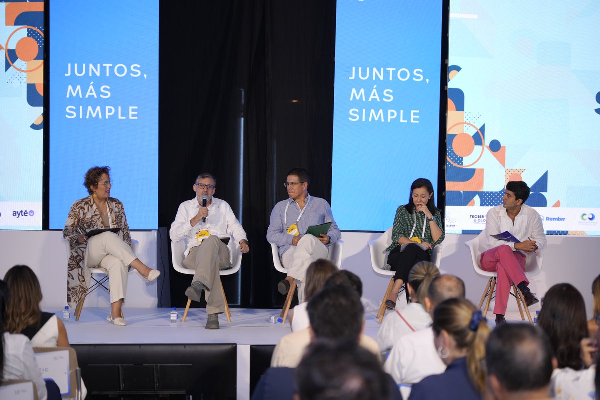 En el tercer día iniciamos con el panel: Talento competitivo en tiempo real 💡

En #Softic2025 exploramos cómo la educación superior se transforma en una economía marcada por cambios tecnológicos constantes.