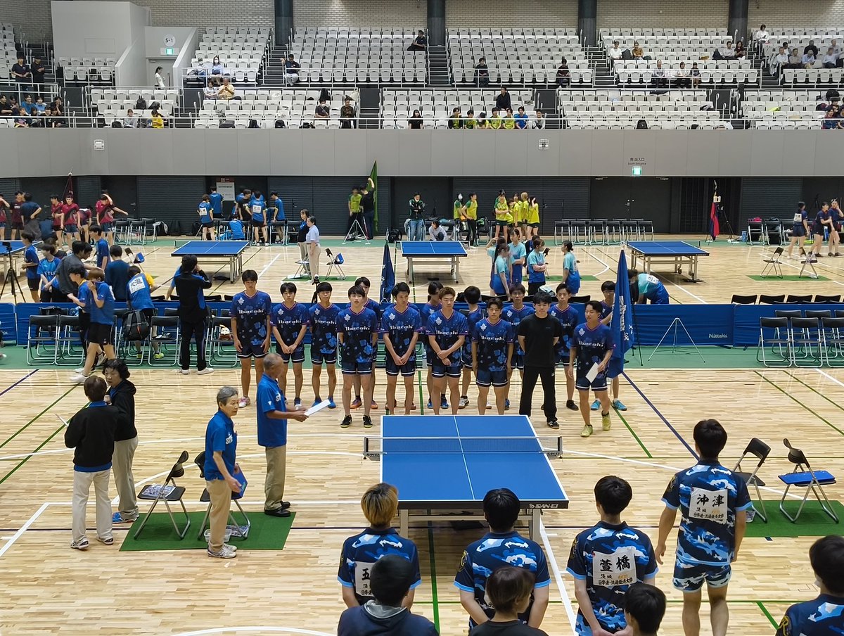 こんにちは。茨城大学卓球部です。

本日は関東学生秋リーグ 入替戦になります。
会場は駒沢体育館 です。

3部昇格を目指して、部員一同、勝利を掴みに向かいます。

決定戦の相手は流通経済大学です。

試合速報も行います。
応援よろしくお願いします！