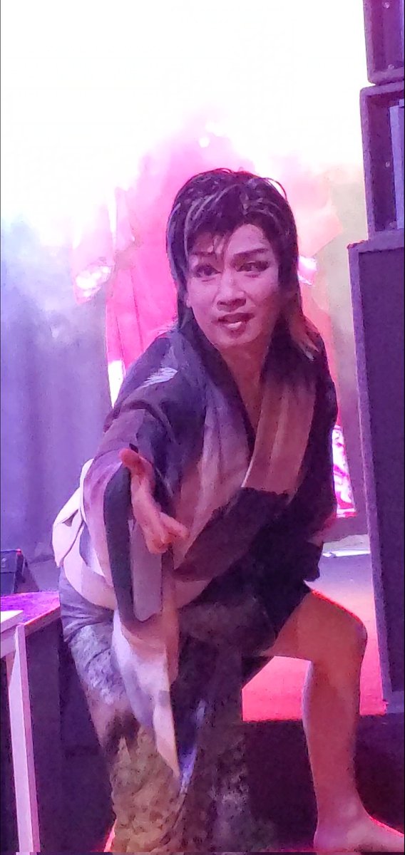 kiisyo_kiyo's tweet photo. 2025.10.1(水)
#JBridge
#倖生よしき
#お誕生日公演🎁
③ #男酔い🎶🍶
やっと 目線くれた💕
と思ったら この表情でしたw
以前 私が
#リクエスト
していた曲だったみたい? 忘れてて💦
全然 分からなかったわ💦🤣
知らんし〜w
ごめん🙏💦🤣
🍀踊ってるで〜
早よ 気付けよーー!
の表情
すまん🙏 https://t.co/b8pNSDZsDf
