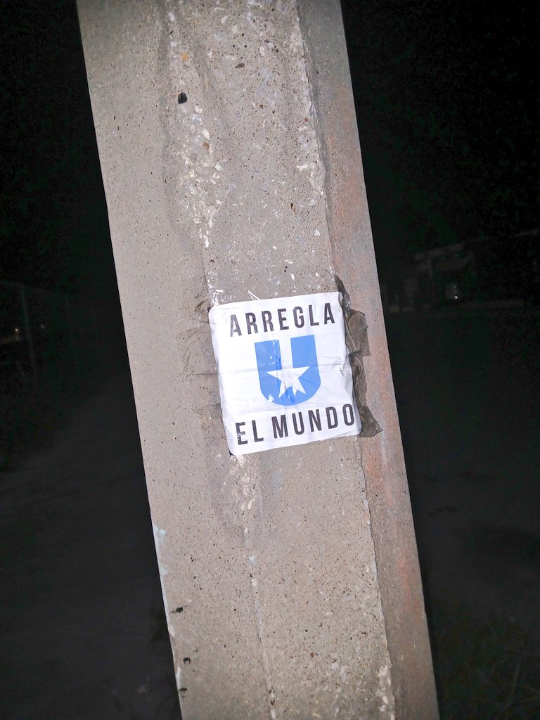 JayEl97's tweet photo. Fix the world.
Arregla el mundo.

@DenizCamp https://t.co/X1QH8MeieJ
