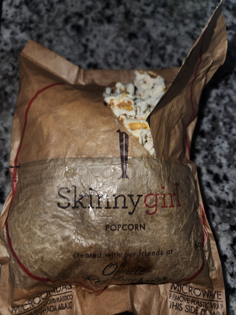 LibraTwin2's tweet photo. @Bethenny I love your popcorn, but I think I got a bad batch. It always pops correctly any other time. :-/ @SkinnygirlBrand @OrvillePopcorn https://t.co/rVuCDzjxjC