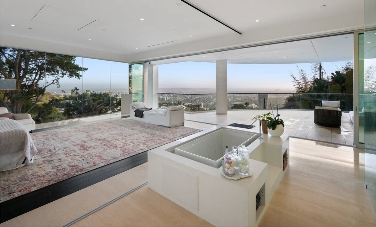 STEPHEN JOHNSON III tweet media