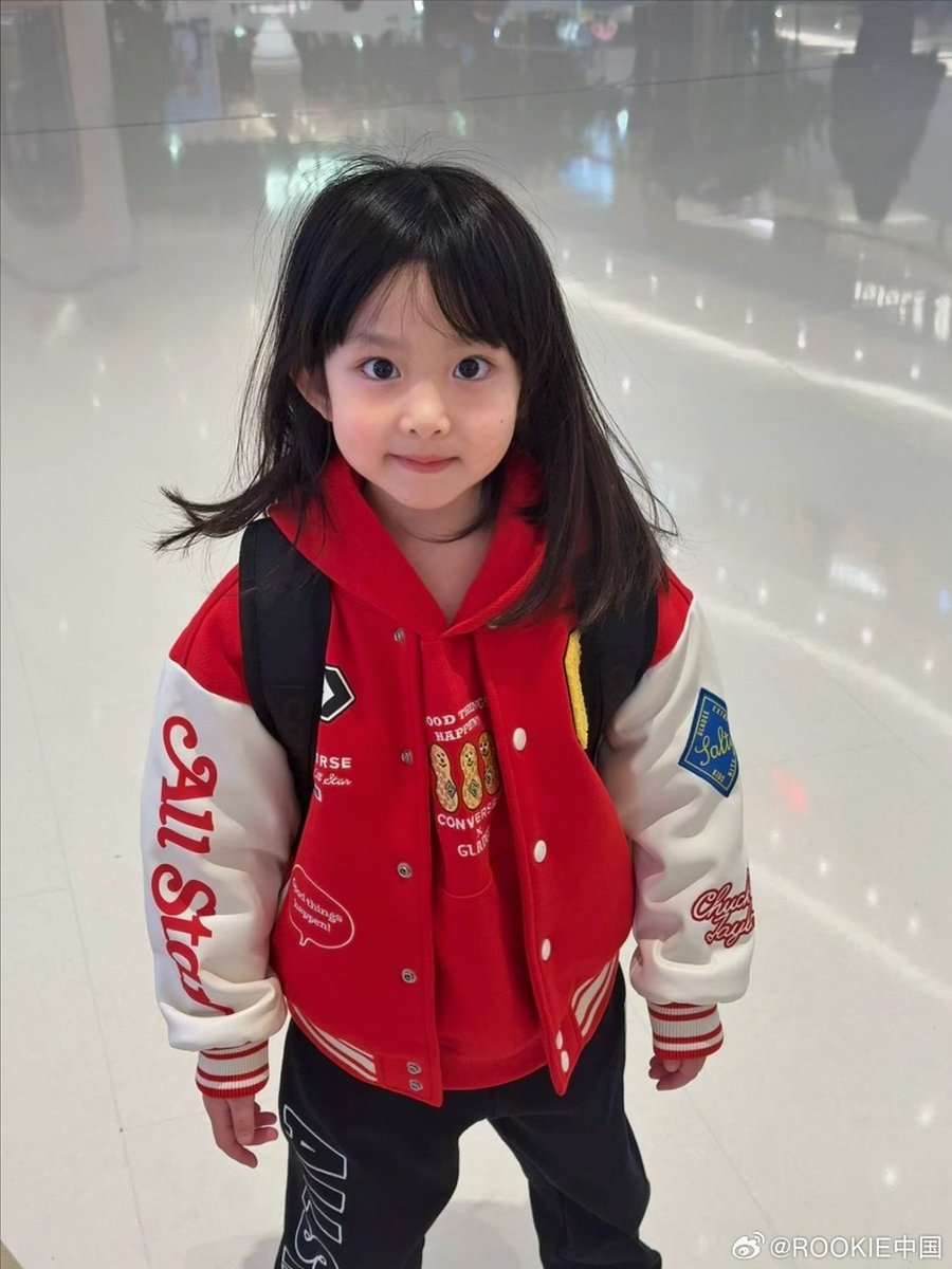 miaioyi's tweet photo. 📍Taman bintang, 

@dailyblebah ; Sabtu harinya adik course. semangat yah berenangnya nanti sore amah jemput bee lagi bekalnya jangan lupa di habiskan, jangan nyemplung ke kolam orang dewasa yah.🤍 https://t.co/GMC1nhPTLe
