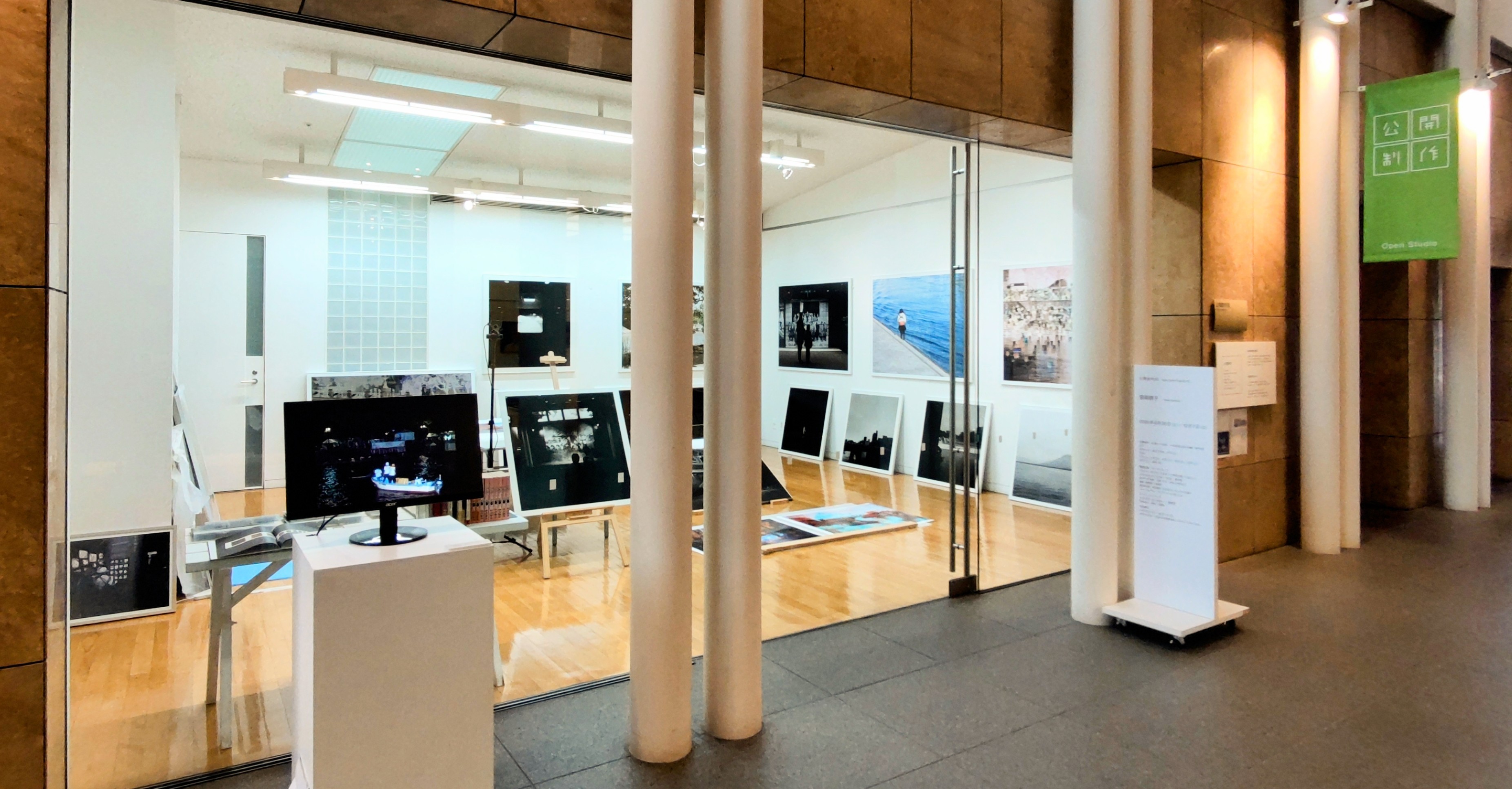 ◇中国美術◇ i□ 【蔵出】真作 Xia Zhen 美人画 油彩 肉筆 サイン