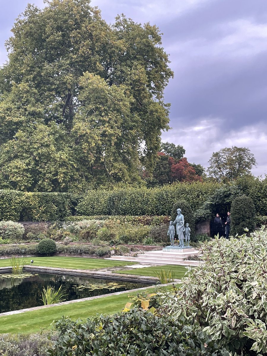 M_RMXii's tweet photo. London - week one https://t.co/DrymDV5juk