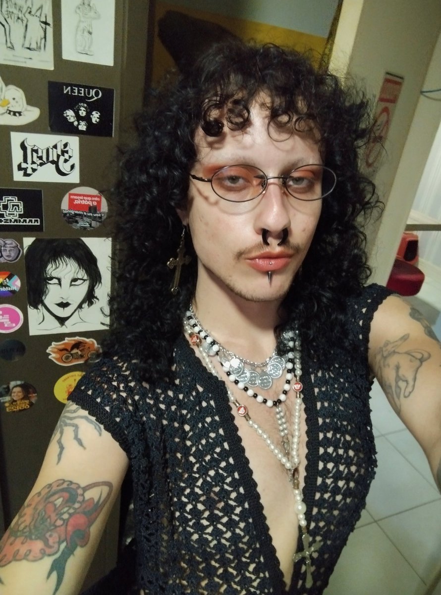vampyrindicus's tweet photo. Boa noite do vampiro 🦇 https://t.co/wPm7qe29kz